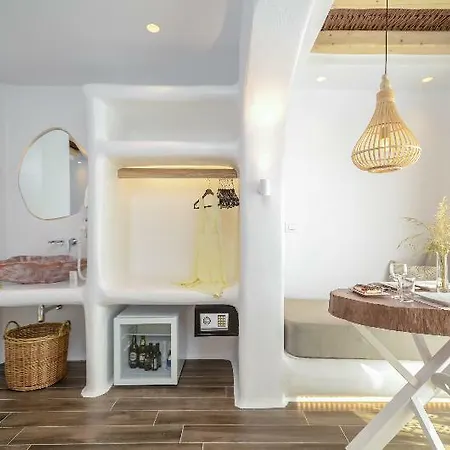 Hotel Island Escape 4*