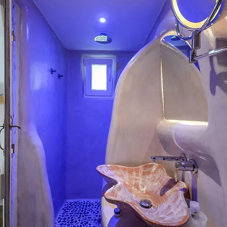 Hotel Island Escape 4*