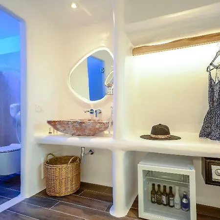 Island Escape Отель Плака
